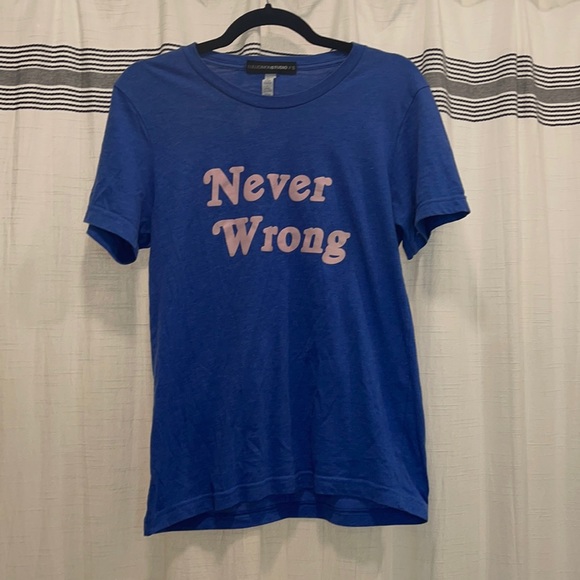 Vici Tops - Vici never wrong graphic tee